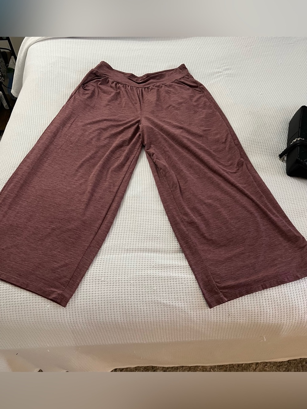 Torrid wide-Leg Elastic Waist Women's Pants in Mauve
